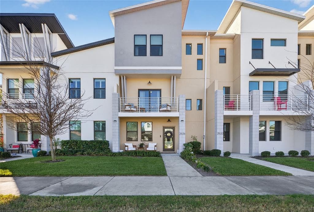 2526 13TH AVENUE N, ST PETERSBURG, FL 33713
