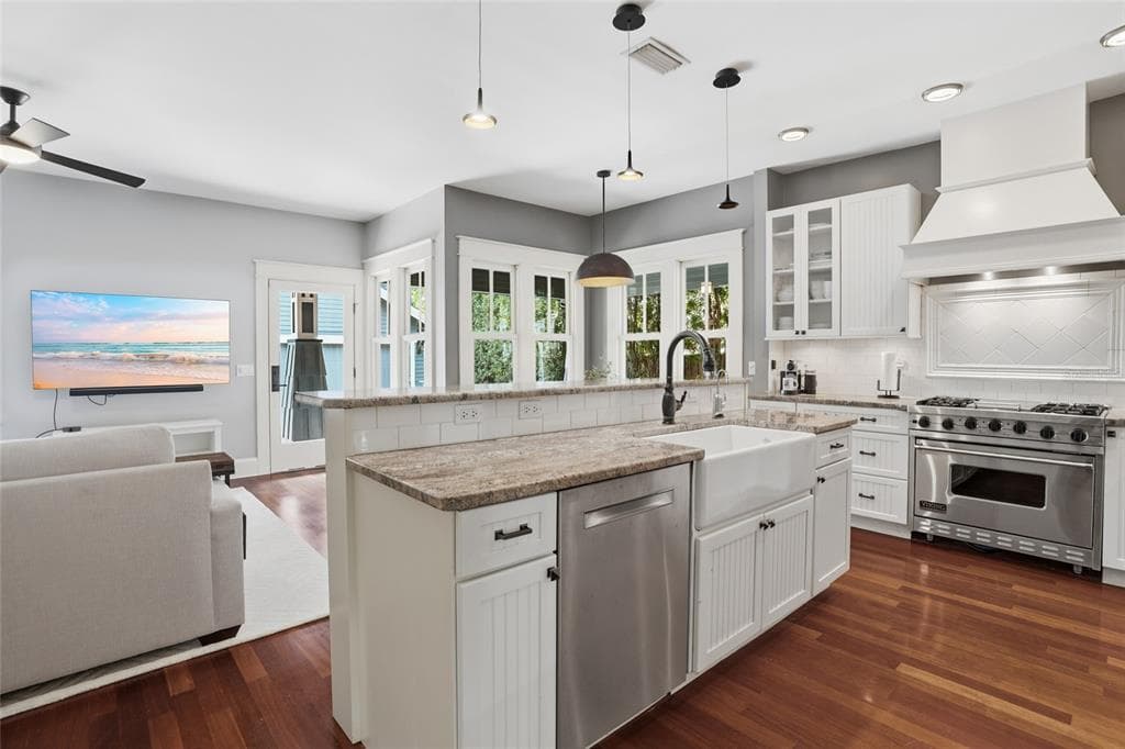 2116 W WATROUS AVENUE, TAMPA, FL 33606 — zdjęcie 4