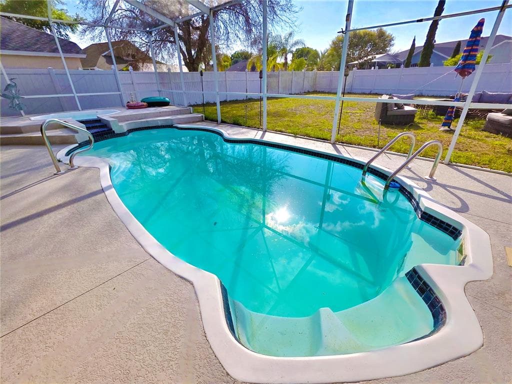 7927 ROUNDELAY DRIVE, NEW PORT RICHEY, FL 34654 — zdjęcie 4