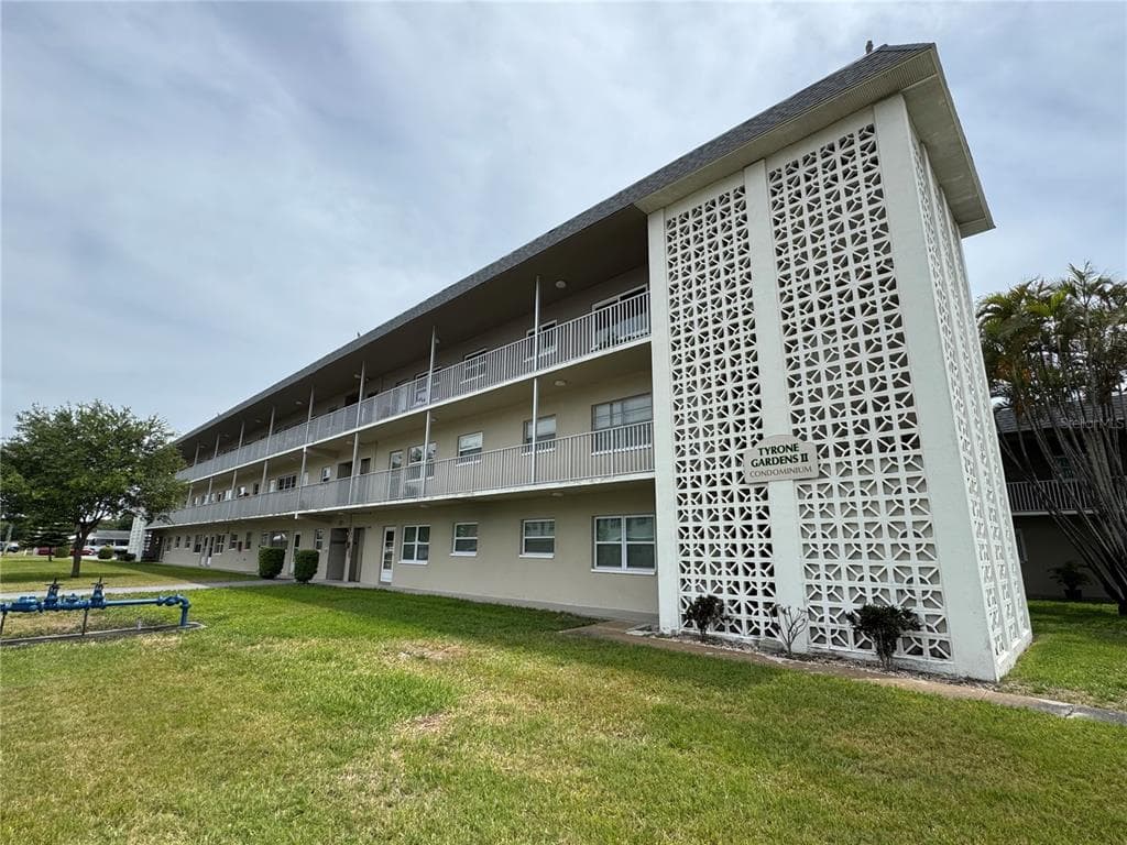 5720 13TH AVENUE N # 106B, ST PETERSBURG, FL 33710 — zdjęcie 4