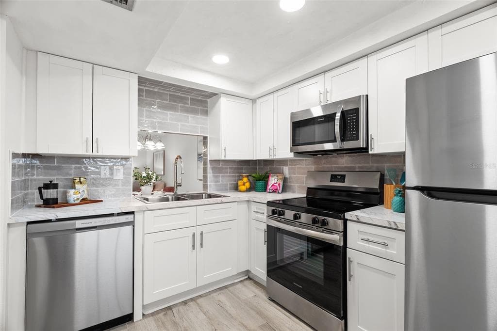 4129 STRATFORD DRIVE # 4129, NEW PORT RICHEY, FL 34652 — zdjęcie 5