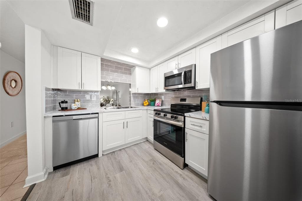 4129 STRATFORD DRIVE # 4129, NEW PORT RICHEY, FL 34652 — zdjęcie 4
