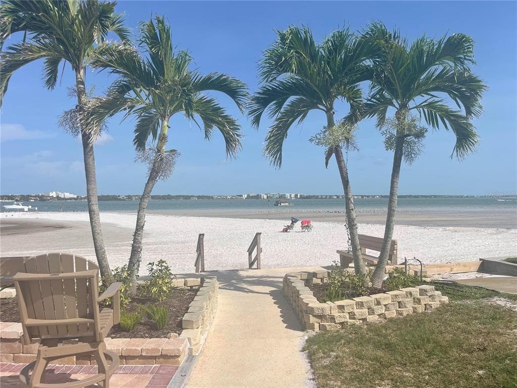 851 BAYWAY BOULEVARD # 103, CLEARWATER BEACH, FL 33767 — zdjęcie 4