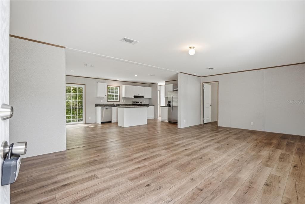 12015 WESTBAY AVENUE, NEW PORT RICHEY, FL 34654 — zdjęcie 3