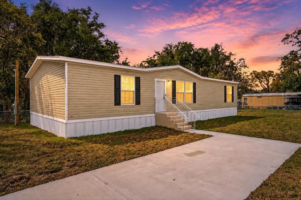 12015 WESTBAY AVENUE, NEW PORT RICHEY, FL 34654