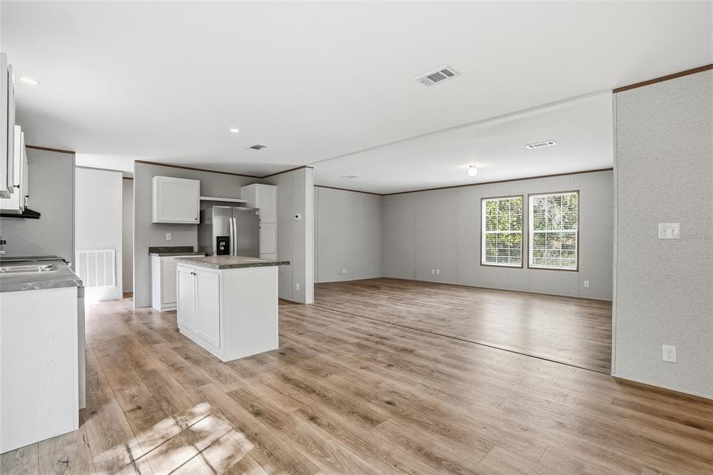 12015 WESTBAY AVENUE, NEW PORT RICHEY, FL 34654 — zdjęcie 4