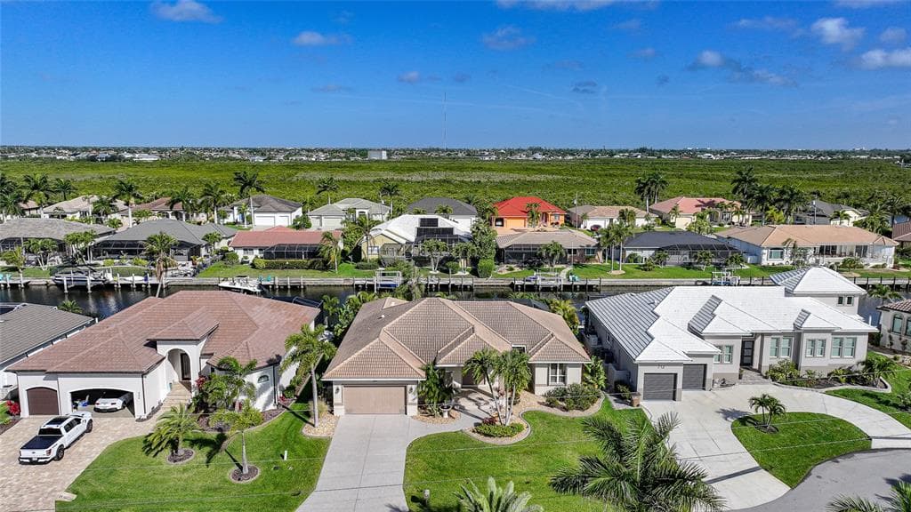 718 ANTALYA COURT, PUNTA GORDA, FL 33950 — zdjęcie 2