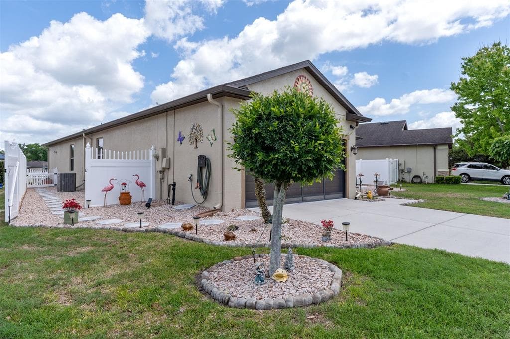 2058 TRILLIUM BOULEVARD, BROOKSVILLE, FL 34604 — zdjęcie 2