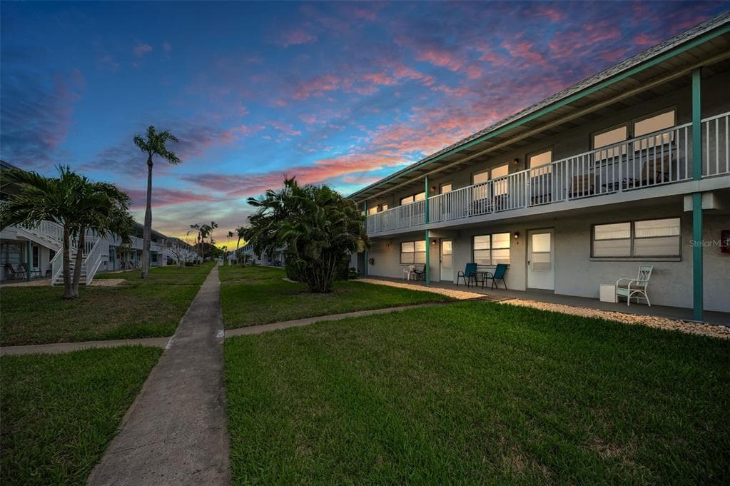 5227 81ST LANE N # 22, ST PETERSBURG, FL 33709 — zdjęcie 2