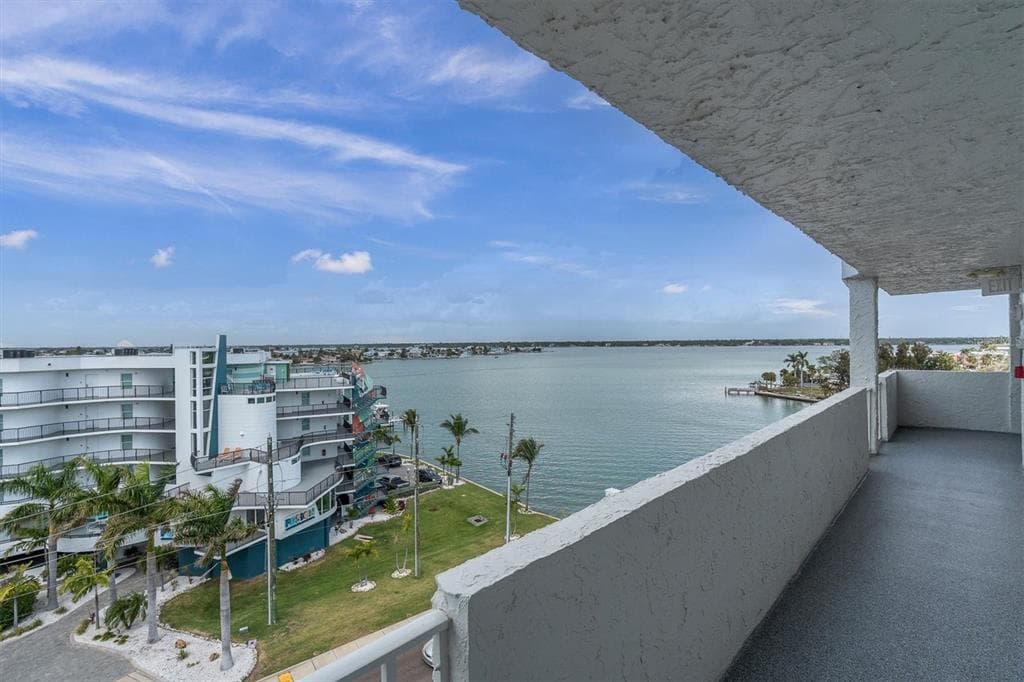 285 107TH AVENUE # 701, TREASURE ISLAND, FL 33706 — zdjęcie 3