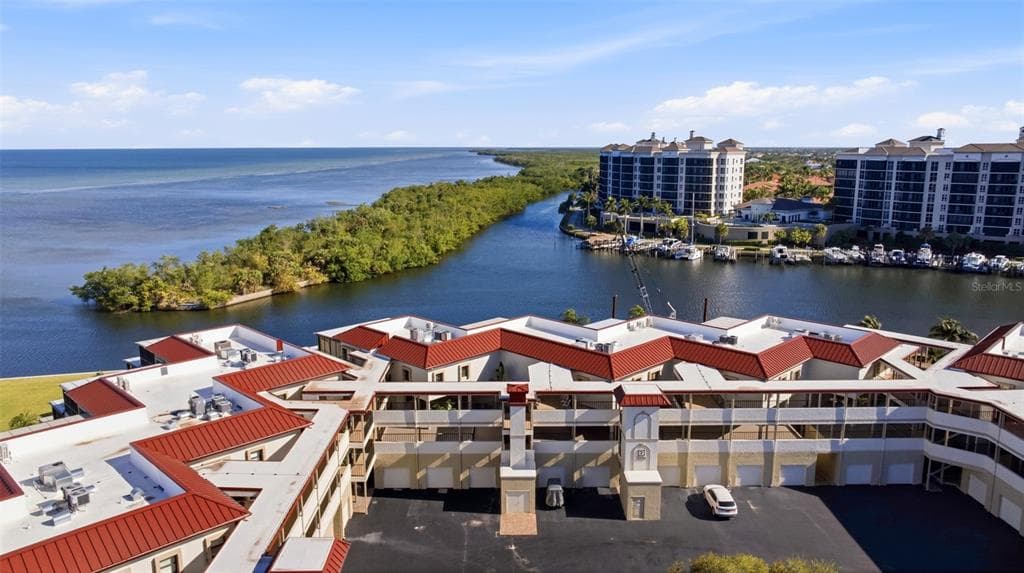 3270 SOUTHSHORE DRIVE # 72A, PUNTA GORDA, FL 33955 — zdjęcie 2