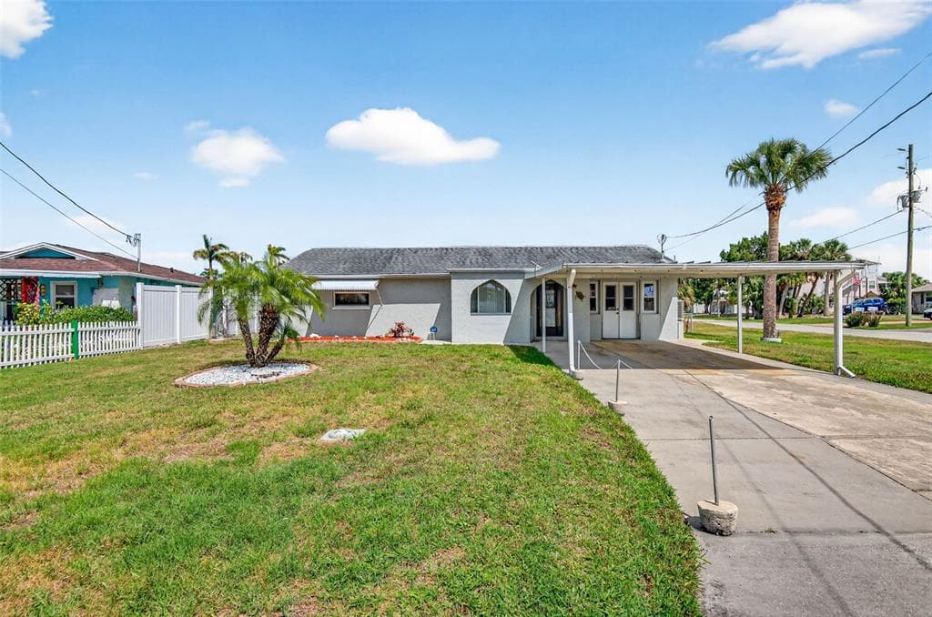 6645 HARBOR DRIVE, HUDSON, FL 34667