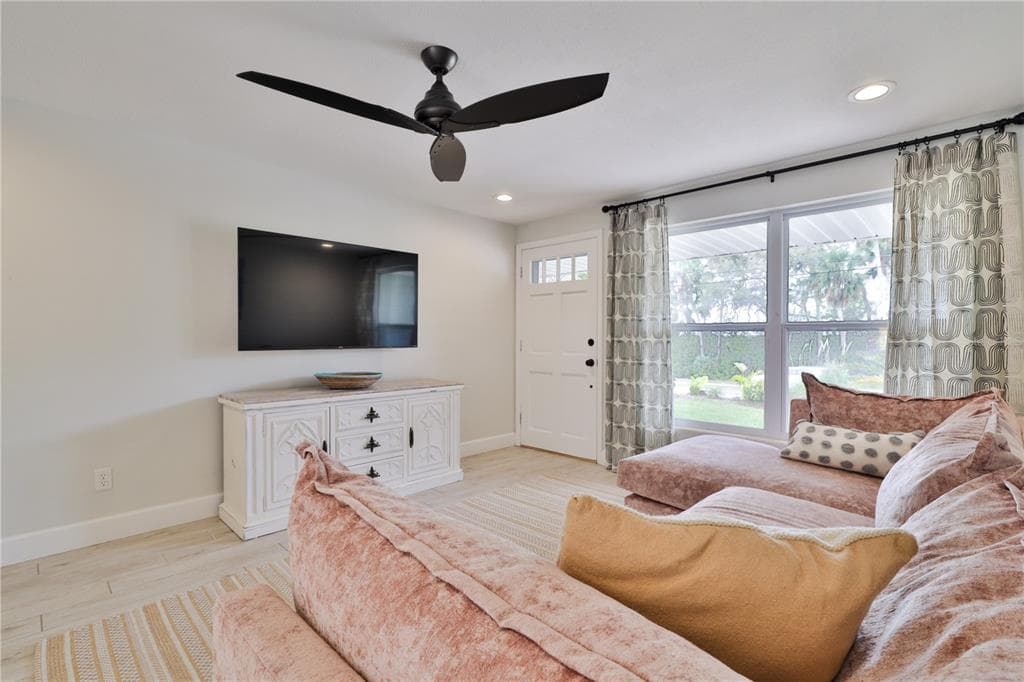 2307 SAXON DRIVE, NEW SMYRNA BEACH, FL 32169 — zdjęcie 5