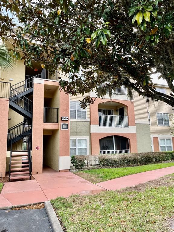 1939 SUMMER CLUB APT DRIVE # 315, OVIEDO, FL 32765