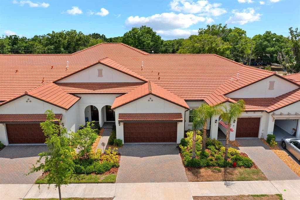 17538 HOLLY WELL AVENUE, WIMAUMA, FL 33598 — zdjęcie 2