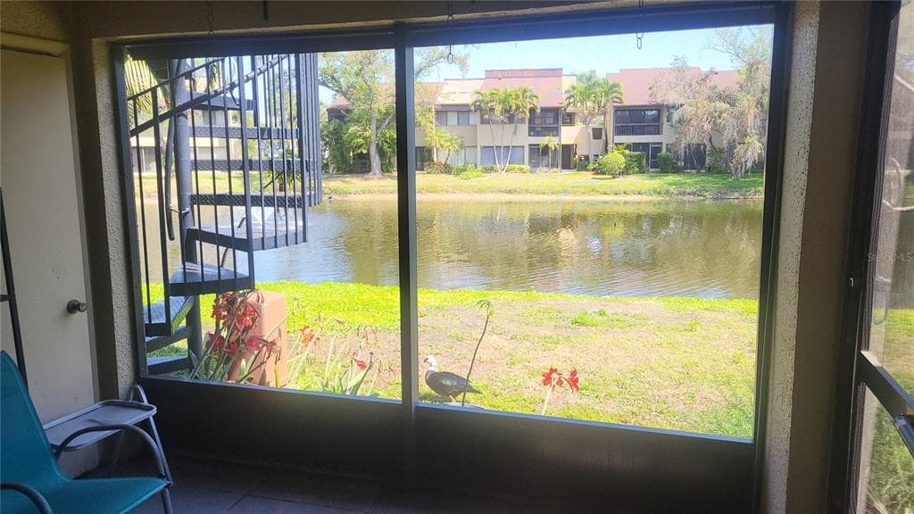 875 S VILLAGE DRIVE N # 102, ST PETERSBURG, FL 33716 — zdjęcie 5