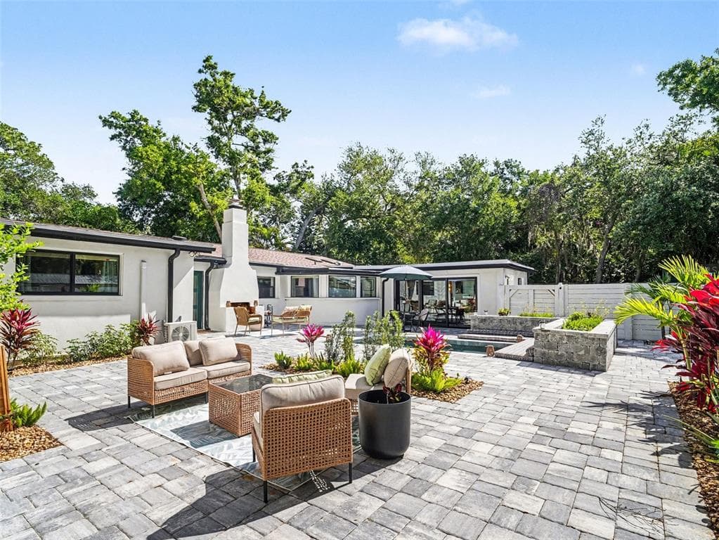 4050 TURKS CAP PLACE, SARASOTA, FL 34234 — zdjęcie 2