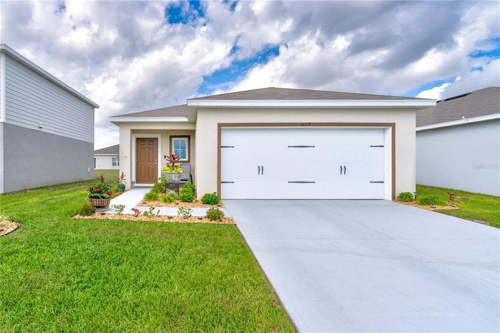 1609 FINNIGAN CIRCLE, HAINES CITY, FL 33844