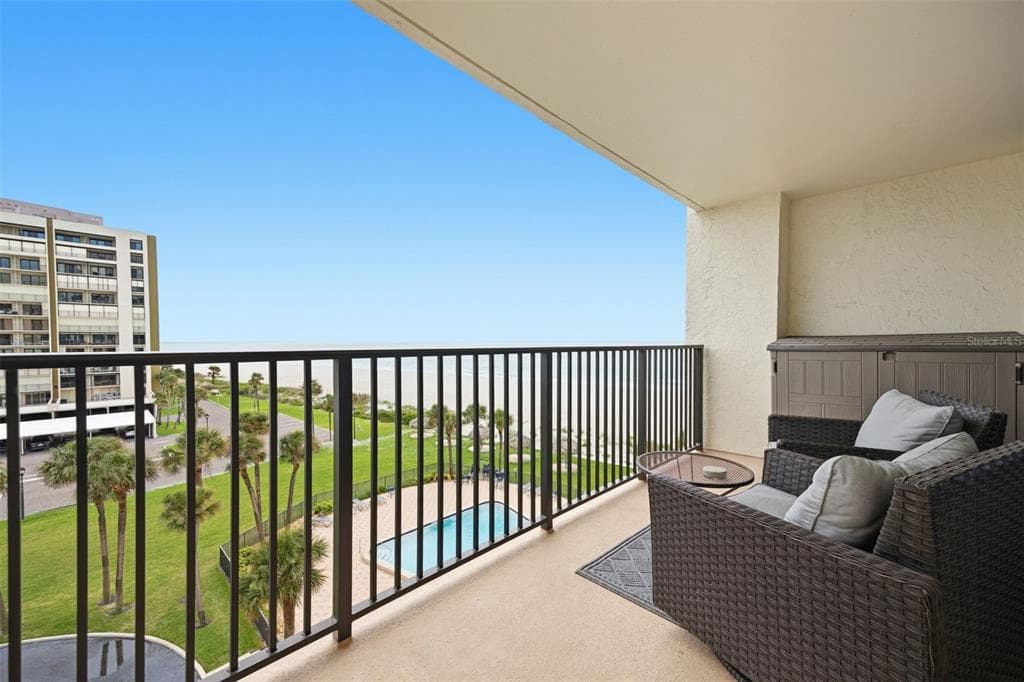 1460 GULF BOULEVARD # 501, CLEARWATER, FL 33767 — zdjęcie 4