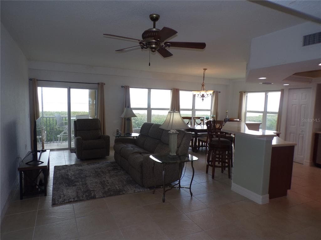 101 N MARION COURT # 114, PUNTA GORDA, FL 33950 — zdjęcie 2