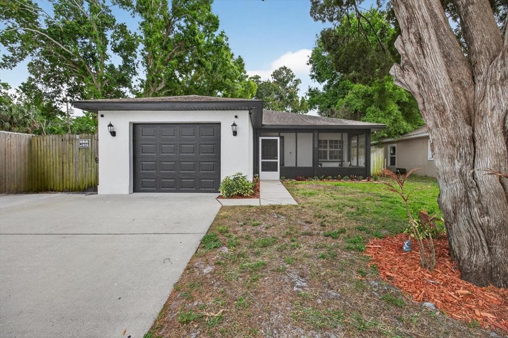 1005 13TH AVENUE NW, LARGO, FL 33770 — zdjęcie 2