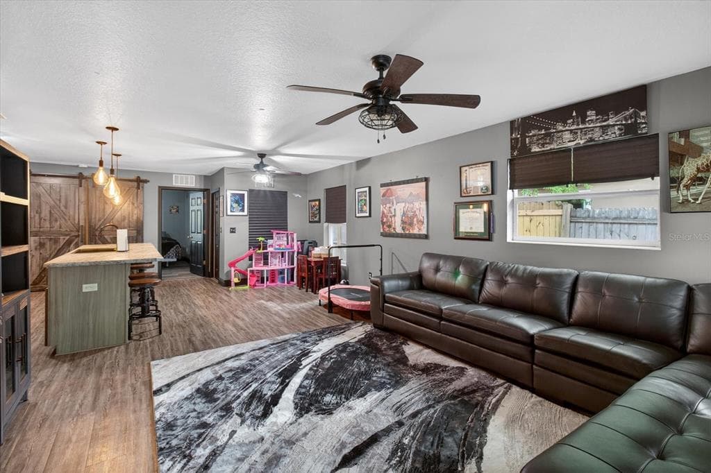 1005 13TH AVENUE NW, LARGO, FL 33770 — zdjęcie 5