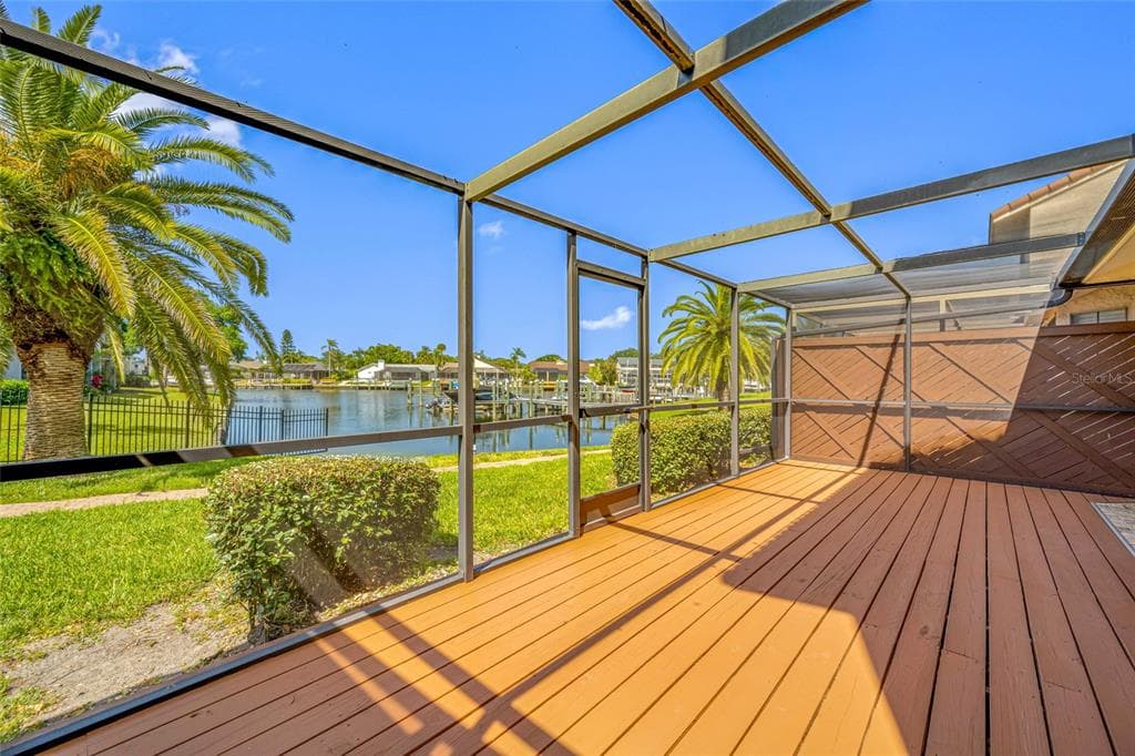 10416 SAINT TROPEZ PLACE, TAMPA, FL 33615 — zdjęcie 4