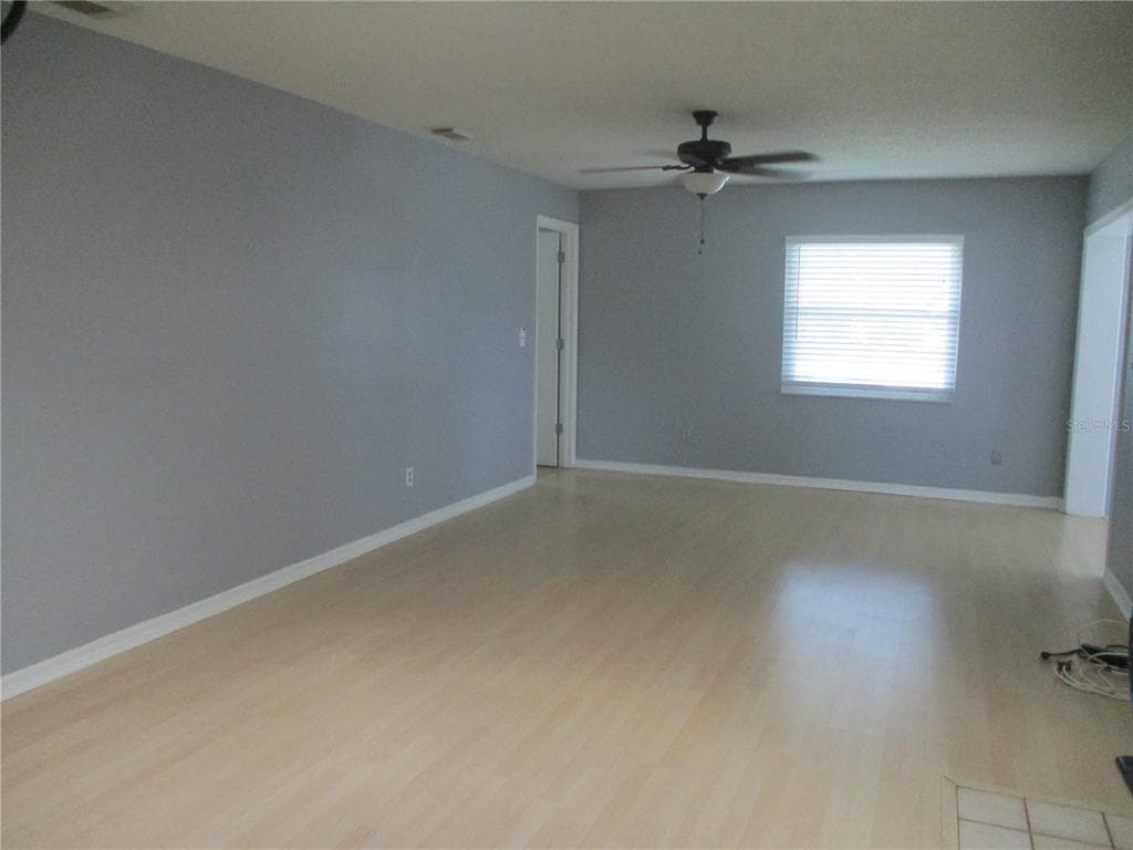 2124 HAILSTONE CIRCLE, SUN CITY CENTER, FL 33573 — zdjęcie 2