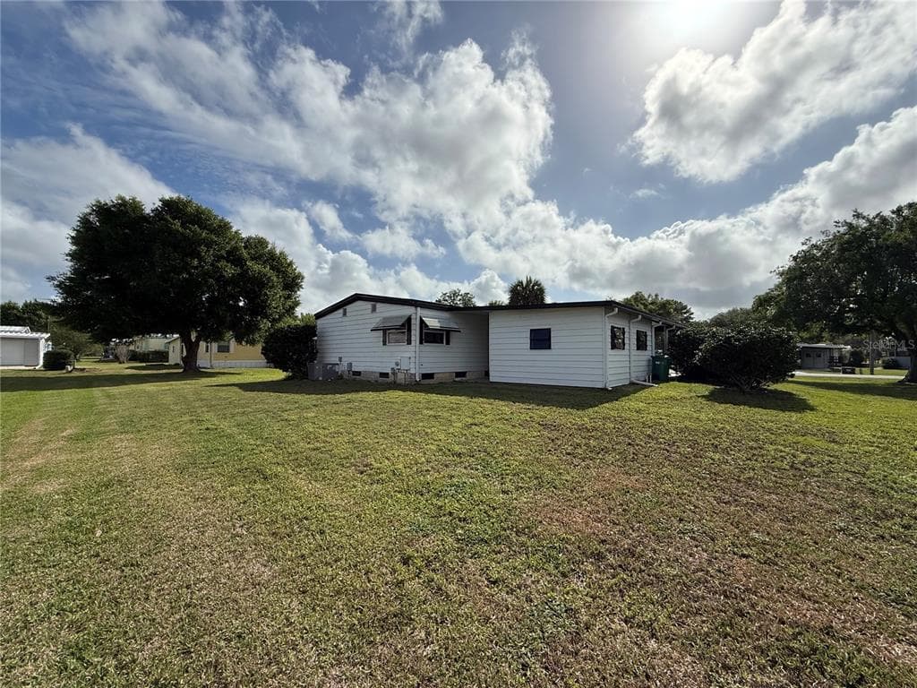 11 N BOBWHITE ROAD, WILDWOOD, FL 34785 — zdjęcie 3
