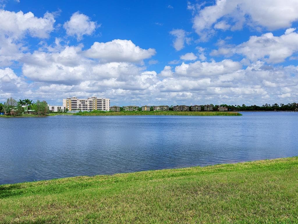 6427 MOORINGS POINT CIRCLE # 101, LAKEWOOD RANCH, FL 34202 — zdjęcie 2