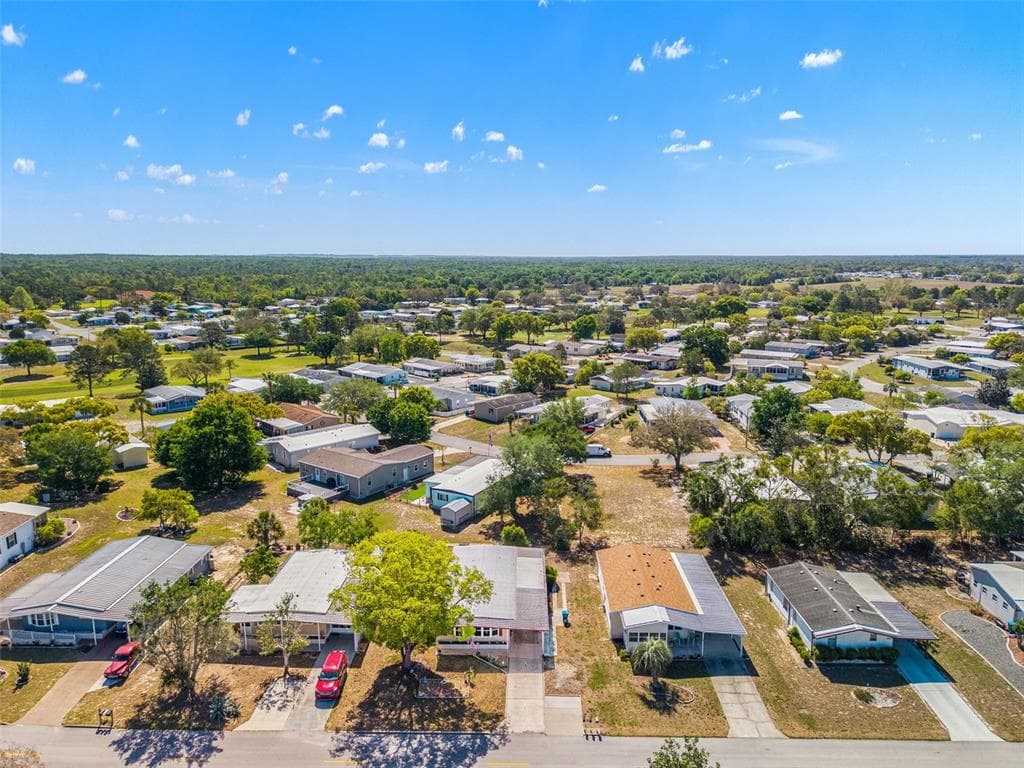 15110 RIALTO AVENUE, BROOKSVILLE, FL 34613 — zdjęcie 2