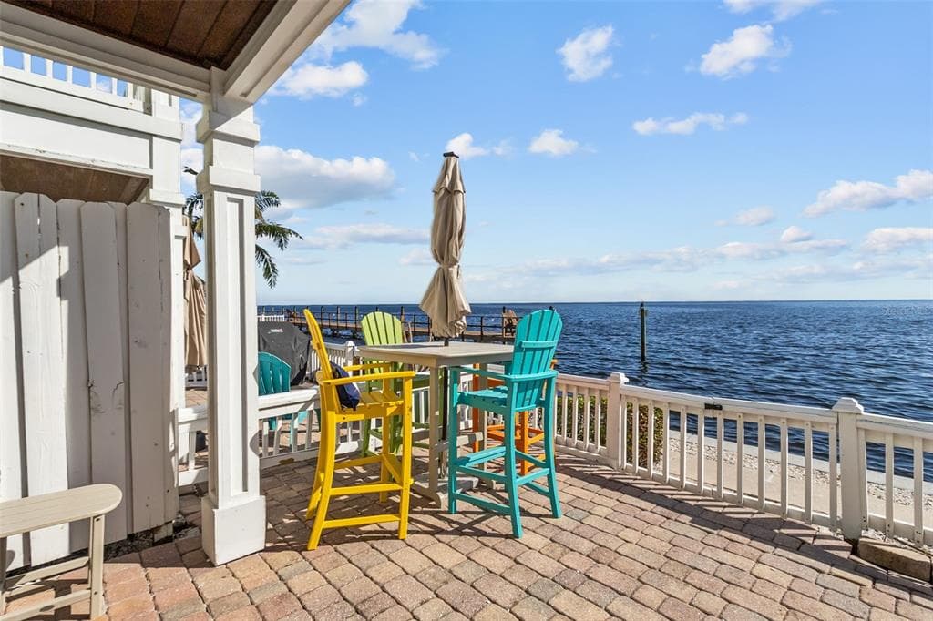 5026 COQUINA KEY DRIVE SE # 5026, ST PETERSBURG, FL 33705