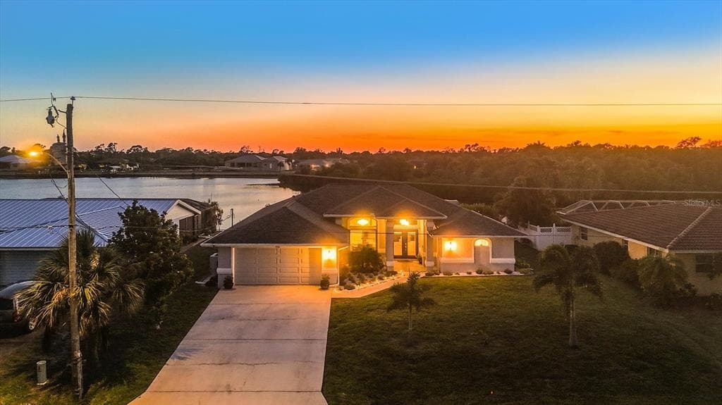 430 SPRING LAKE BOULEVARD NW, PORT CHARLOTTE, FL 33952