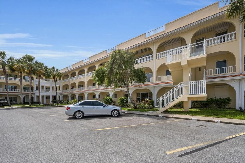 2223 PHILIPPINE DRIVE # 35, CLEARWATER, FL 33763