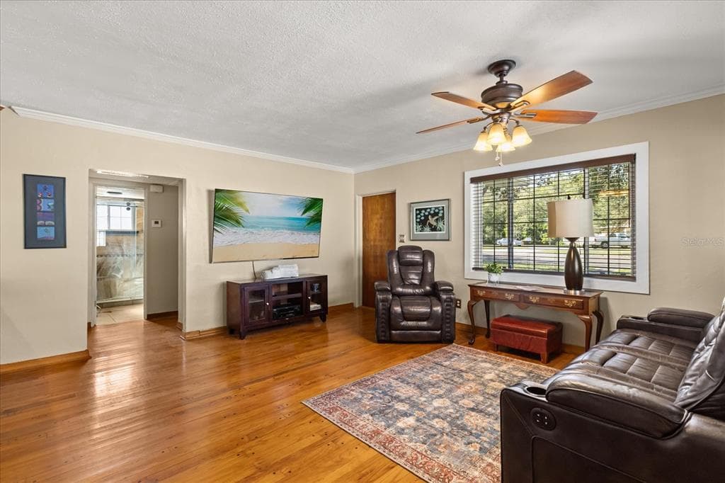 4237 DR MARTIN LUTHER KING JR STREET N, ST PETERSBURG, FL 33703 — zdjęcie 3