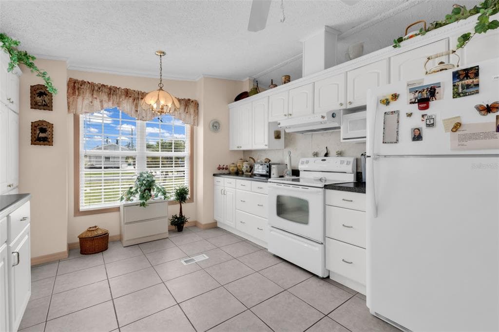 29180 CRAWFORD AVENUE, PUNTA GORDA, FL 33982 — zdjęcie 5