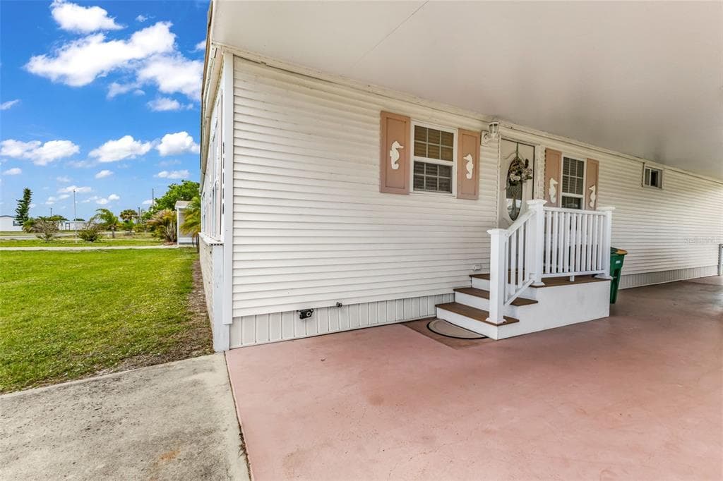 29180 CRAWFORD AVENUE, PUNTA GORDA, FL 33982 — zdjęcie 4