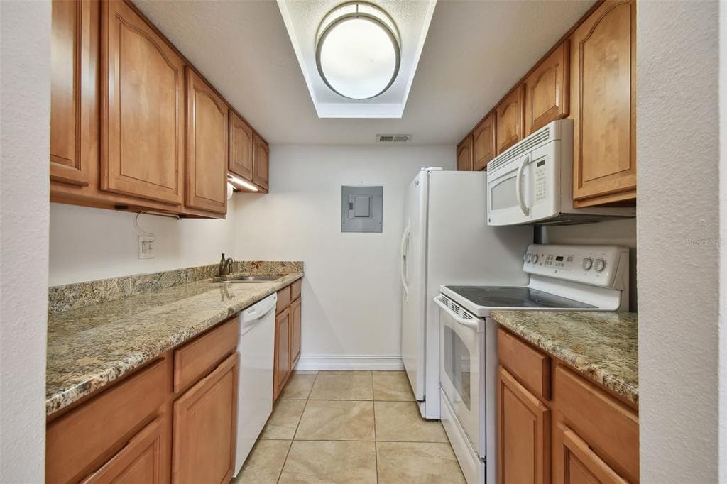 8931 BLIND PASS ROAD # 257, ST PETE BEACH, FL 33706 — zdjęcie 5