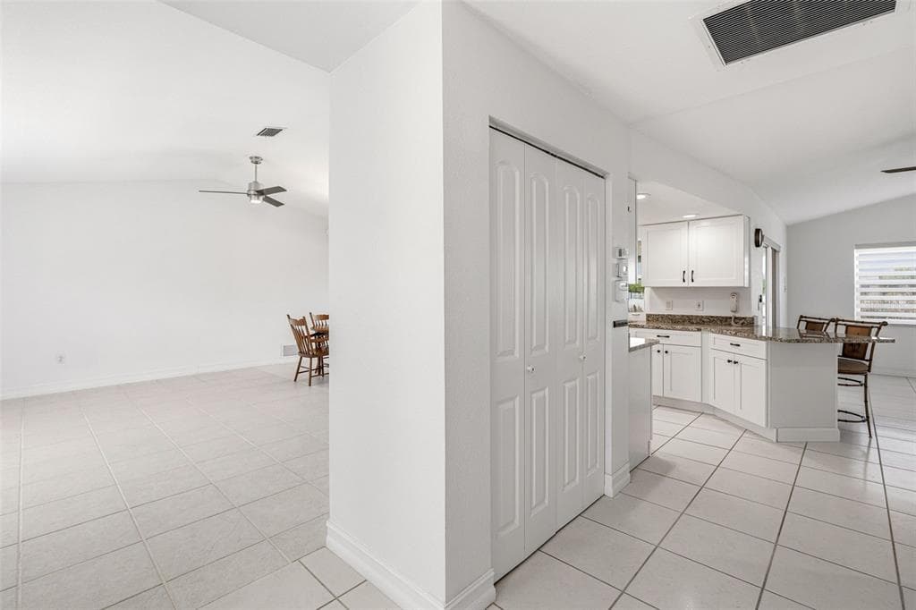 15184 ALDAMA CIRCLE, PORT CHARLOTTE, FL 33981 — zdjęcie 2
