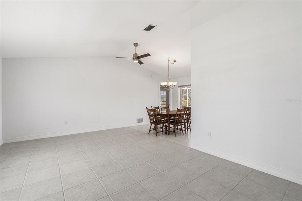 15184 ALDAMA CIRCLE, PORT CHARLOTTE, FL 33981 — zdjęcie 3