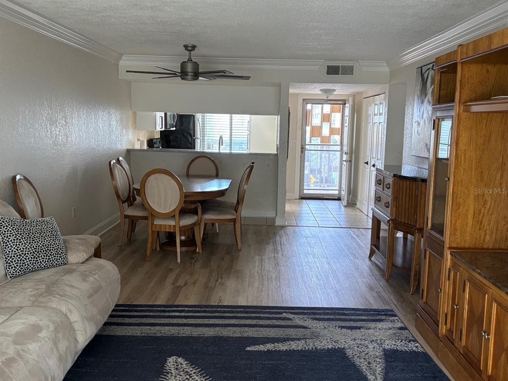 121 ISLAND WAY # 331, CLEARWATER BEACH, FL 33767 — zdjęcie 5