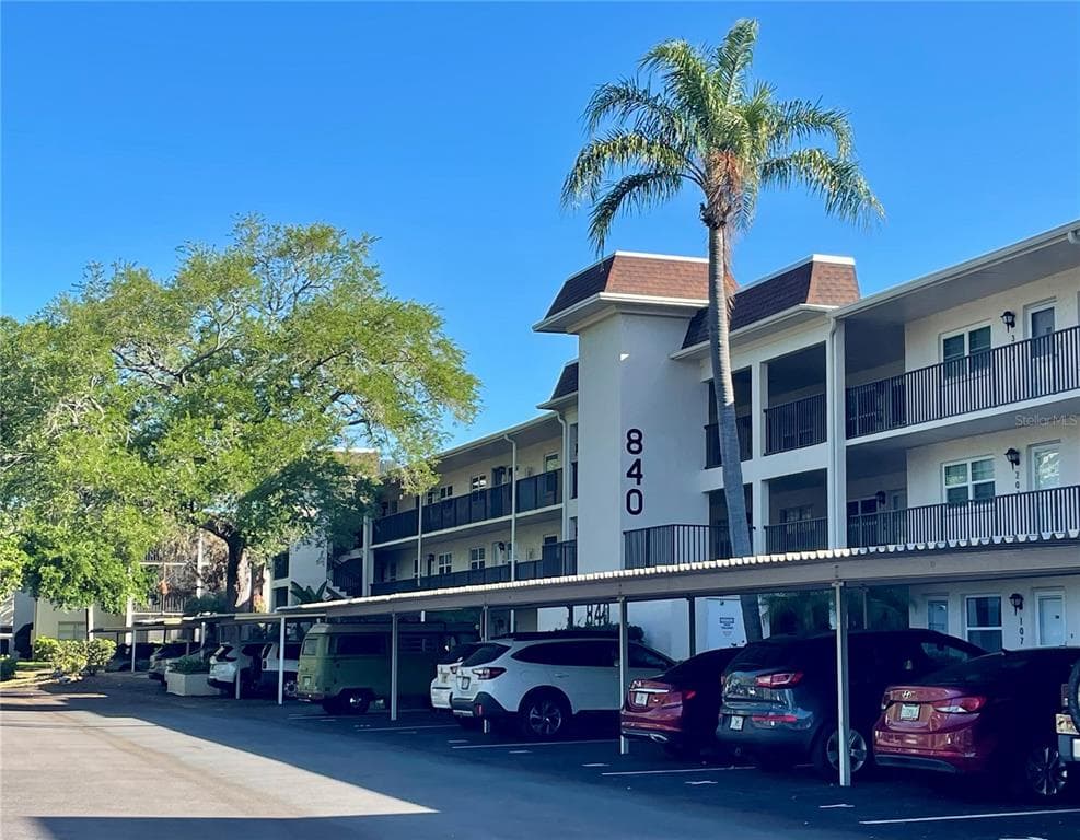 840 VIRGINIA STREET # 303, DUNEDIN, FL 34698