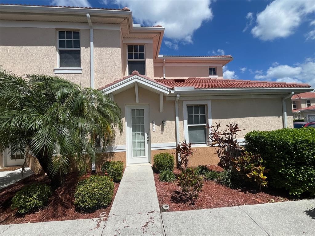240 W END DRIVE # 821, PUNTA GORDA, FL 33950