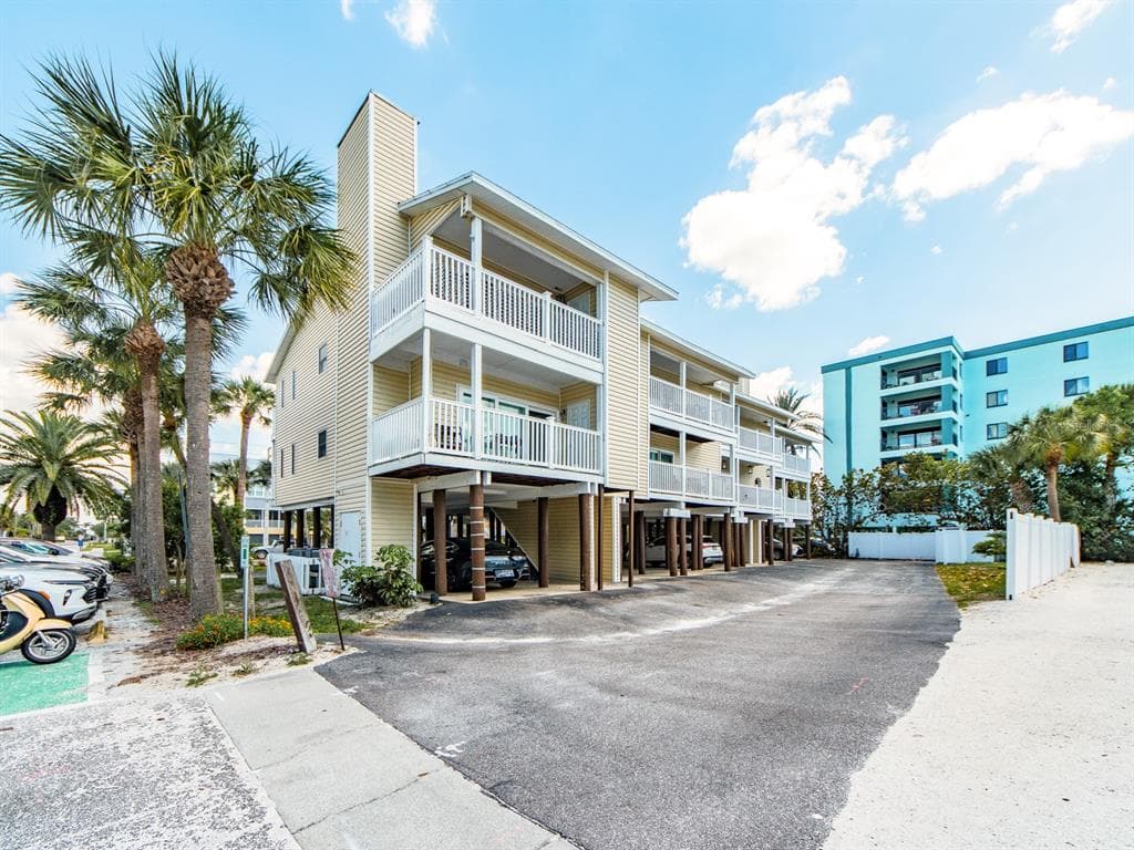 2406 GULF BOULEVARD # 204, INDIAN ROCKS BEACH, FL 33785 — zdjęcie 3