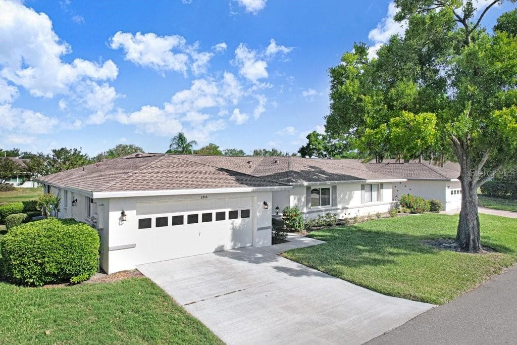 2306 LANCASTER DRIVE # 2306, SUN CITY CENTER, FL 33573