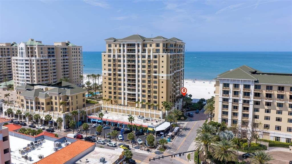 11 BAYMONT STREET # 302, CLEARWATER BEACH, FL 33767 — zdjęcie 2