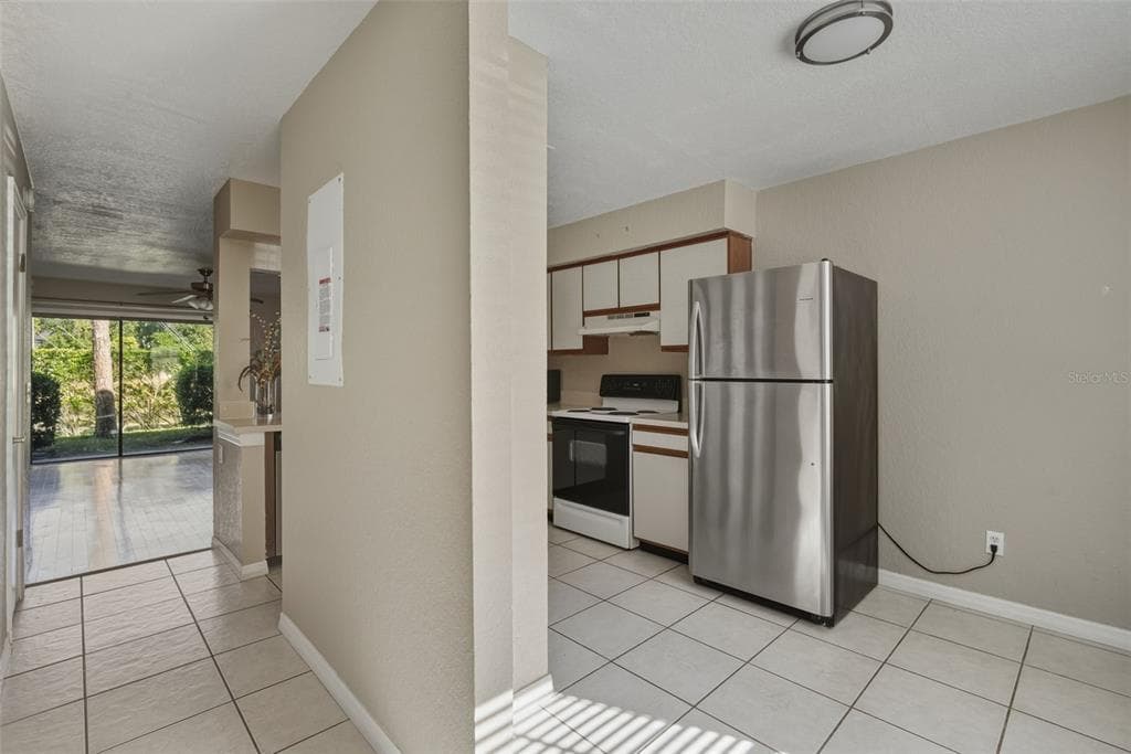 16545 LAKE BRIGADOON CIRCLE, TAMPA, FL 33618 — zdjęcie 4