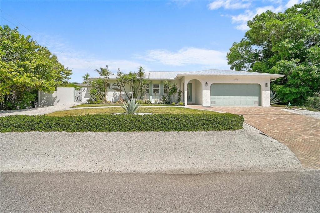 3515 LA PALOMA AVENUE, SARASOTA, FL 34242