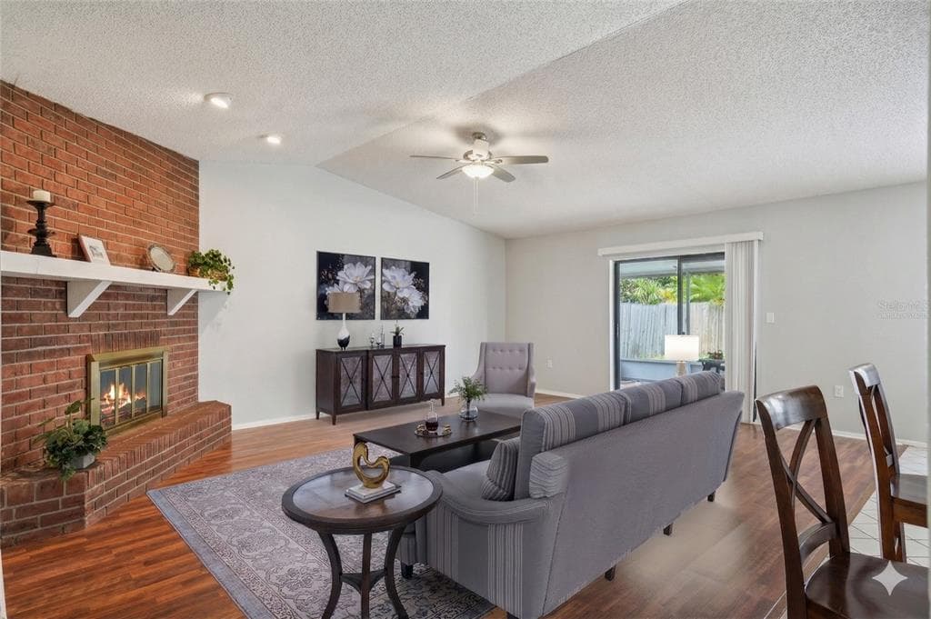 105 LOTUS CIRCLE, SAFETY HARBOR, FL 34695 — zdjęcie 2