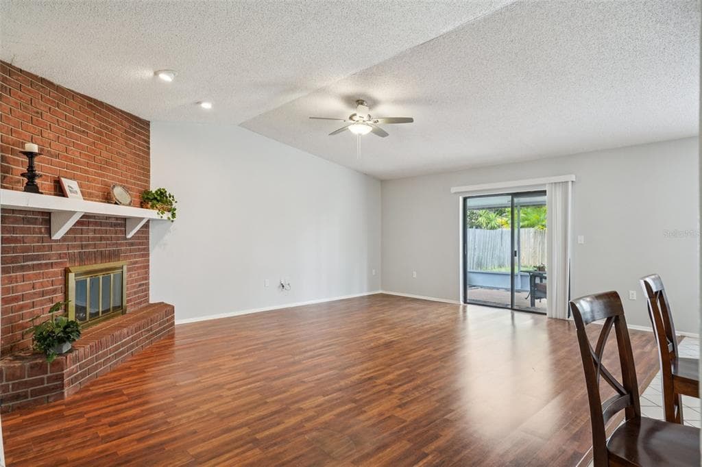105 LOTUS CIRCLE, SAFETY HARBOR, FL 34695 — zdjęcie 5